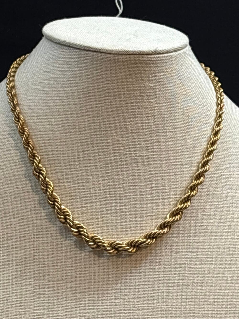 Vintage Monet Gold Tone Rope Chain Necklace 17 Inch Signed $65